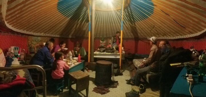 Mongolia 2018 - crossing from Ulaangom to Tosontsengel via Khyargas Lake and Songino